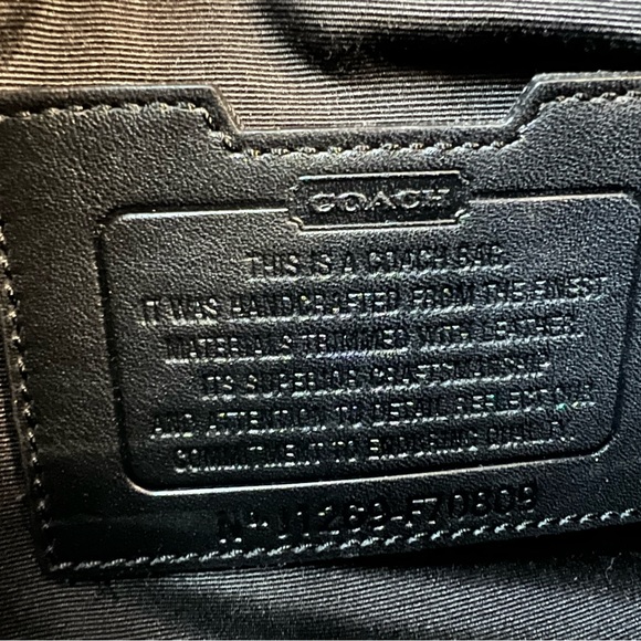 Coach messenger bag - authentic - Picture 5 of 8